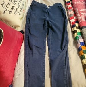 Free people pull on jegging, size 25, excellent condition, no rips or tears